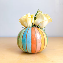 Load image into Gallery viewer, Bud Vase - 2
