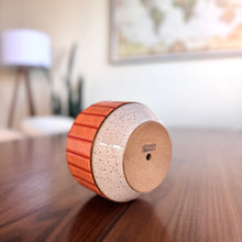 Load image into Gallery viewer, 4&quot; Table Planter - Coral
