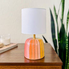 Load image into Gallery viewer, Table Lamp - 33
