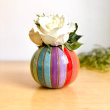 Load image into Gallery viewer, Bud Vase - 7
