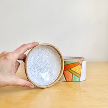 Load image into Gallery viewer, Jar - 22
