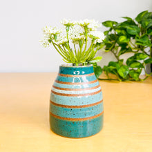 Load image into Gallery viewer, Bud Vase - 29
