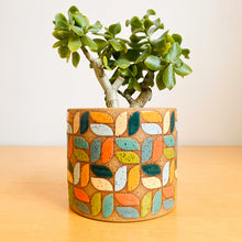 Load image into Gallery viewer, 6&quot; Table Planter - 33
