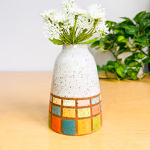 Load image into Gallery viewer, Bud Vase - 35
