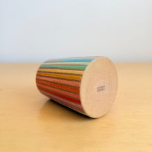 Load image into Gallery viewer, Vase - 11
