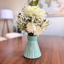 Load image into Gallery viewer, Vase - Aqua
