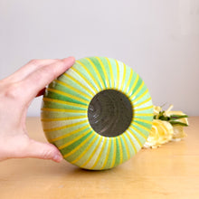 Load image into Gallery viewer, Bud Vase - 5
