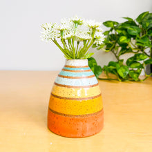 Load image into Gallery viewer, Bud Vase - 32
