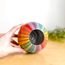 Load image into Gallery viewer, Bud Vase - 4
